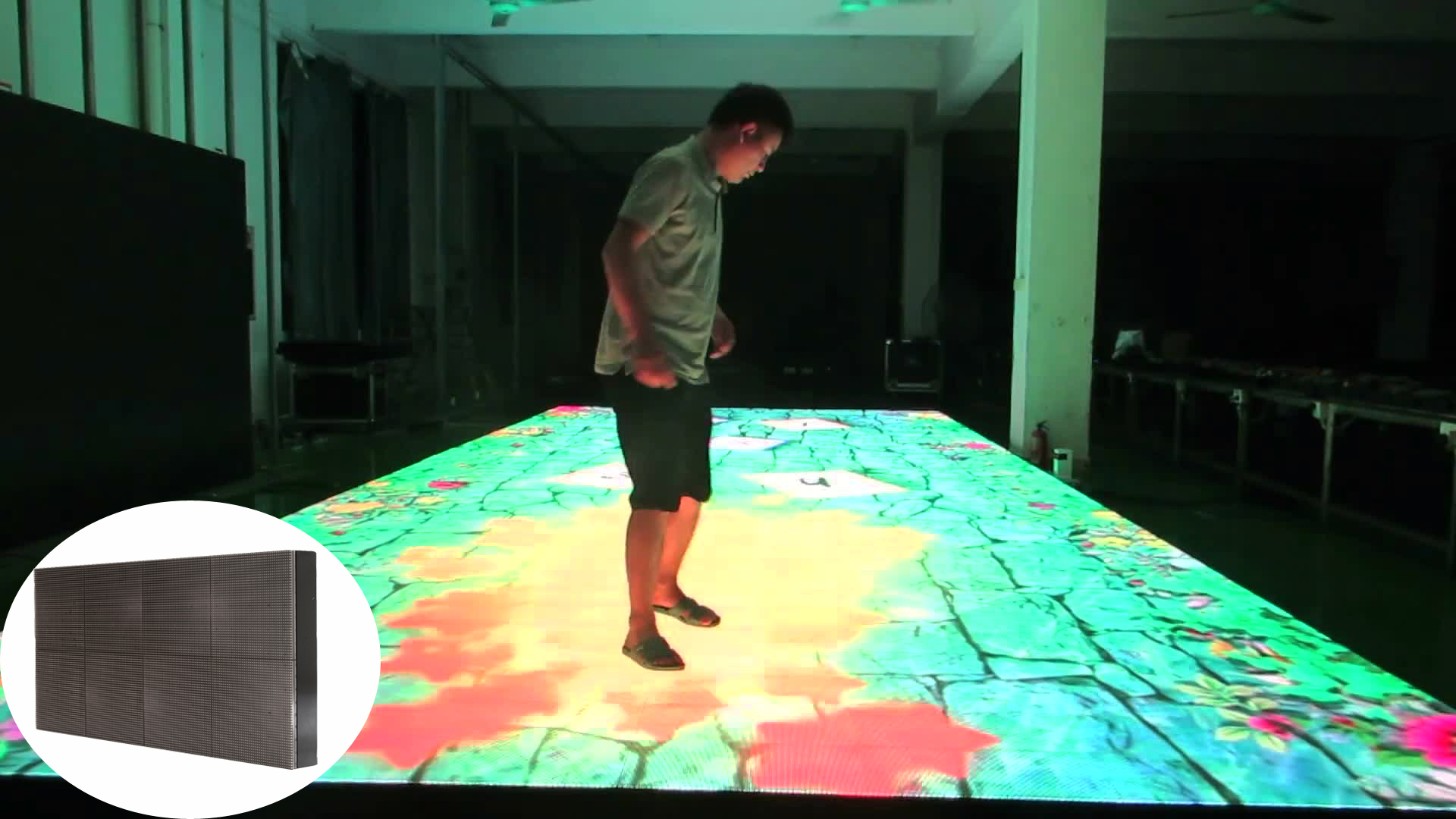 Outdoor Graphics HD Video Floor