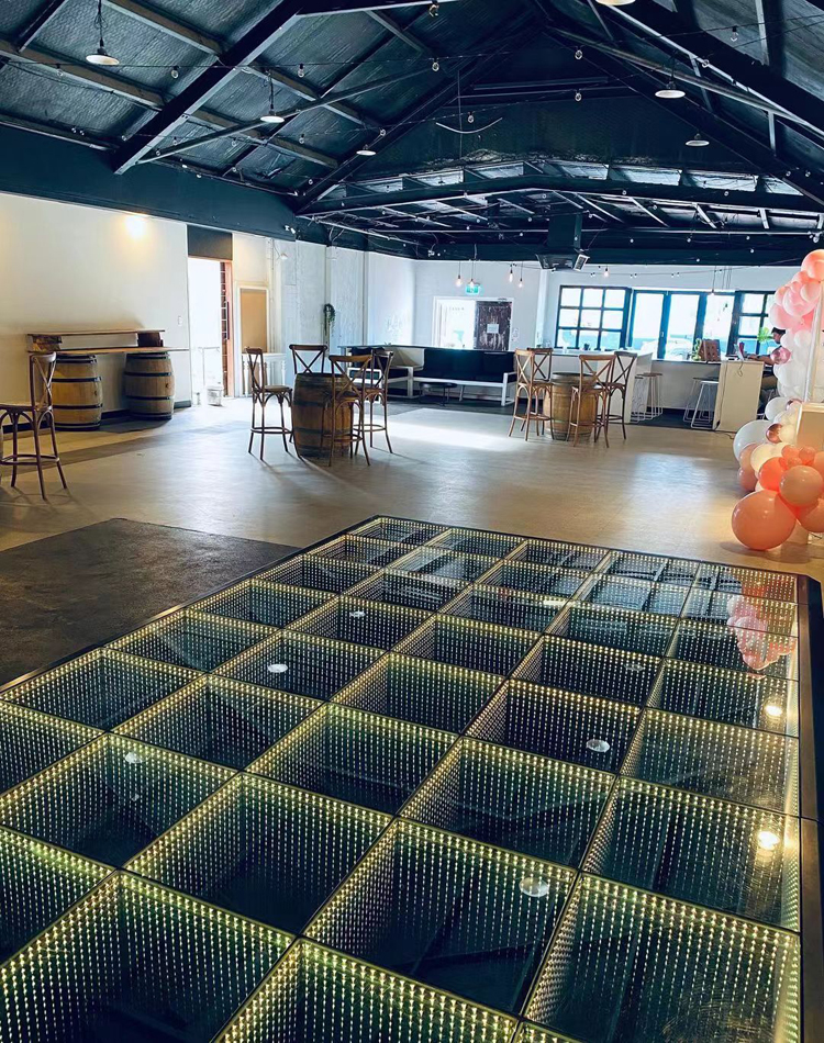 LED 3D Mirror Waterproof Wired Dance Floor